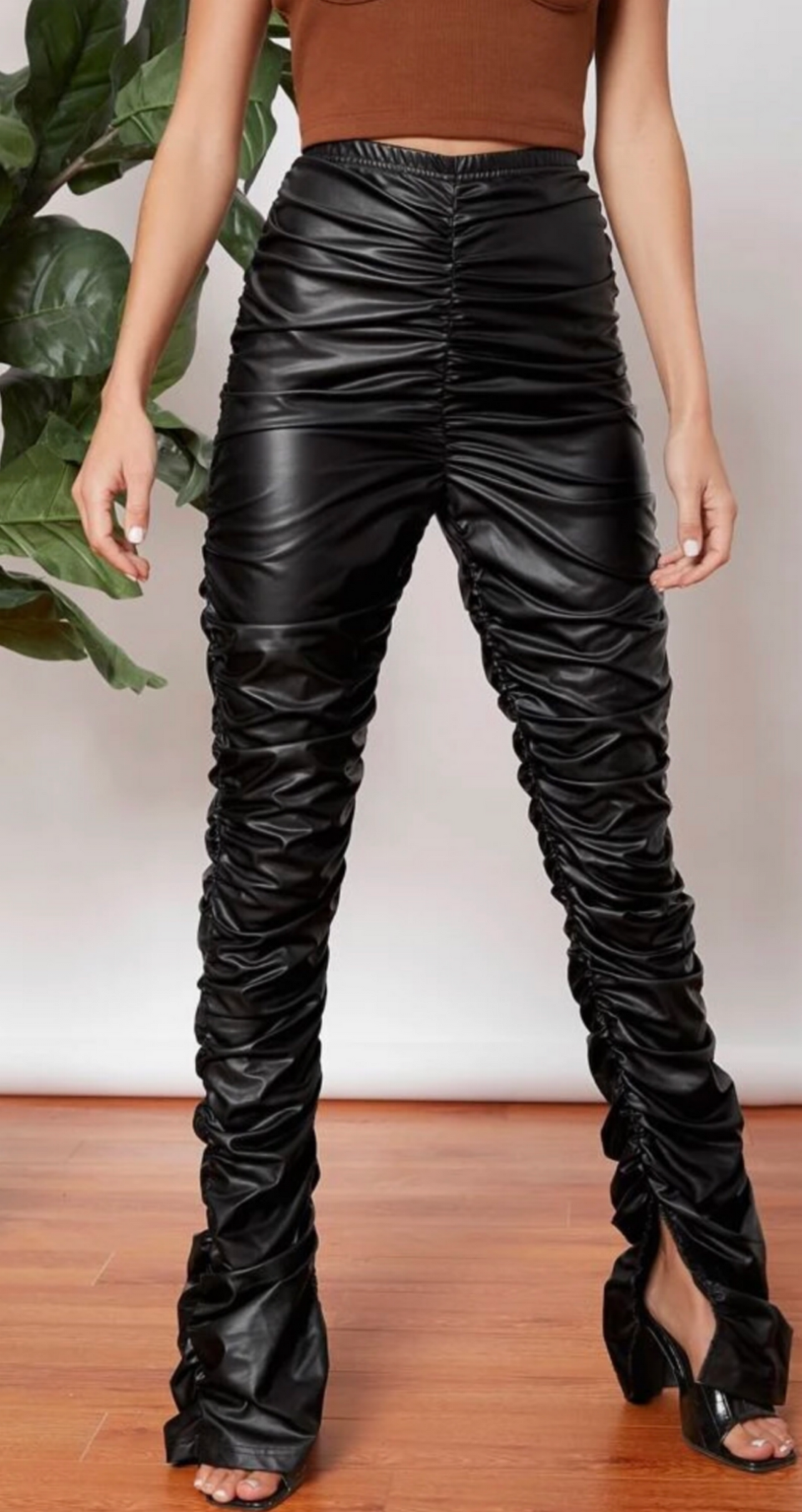 Looking Fine Faux Leather| Pants